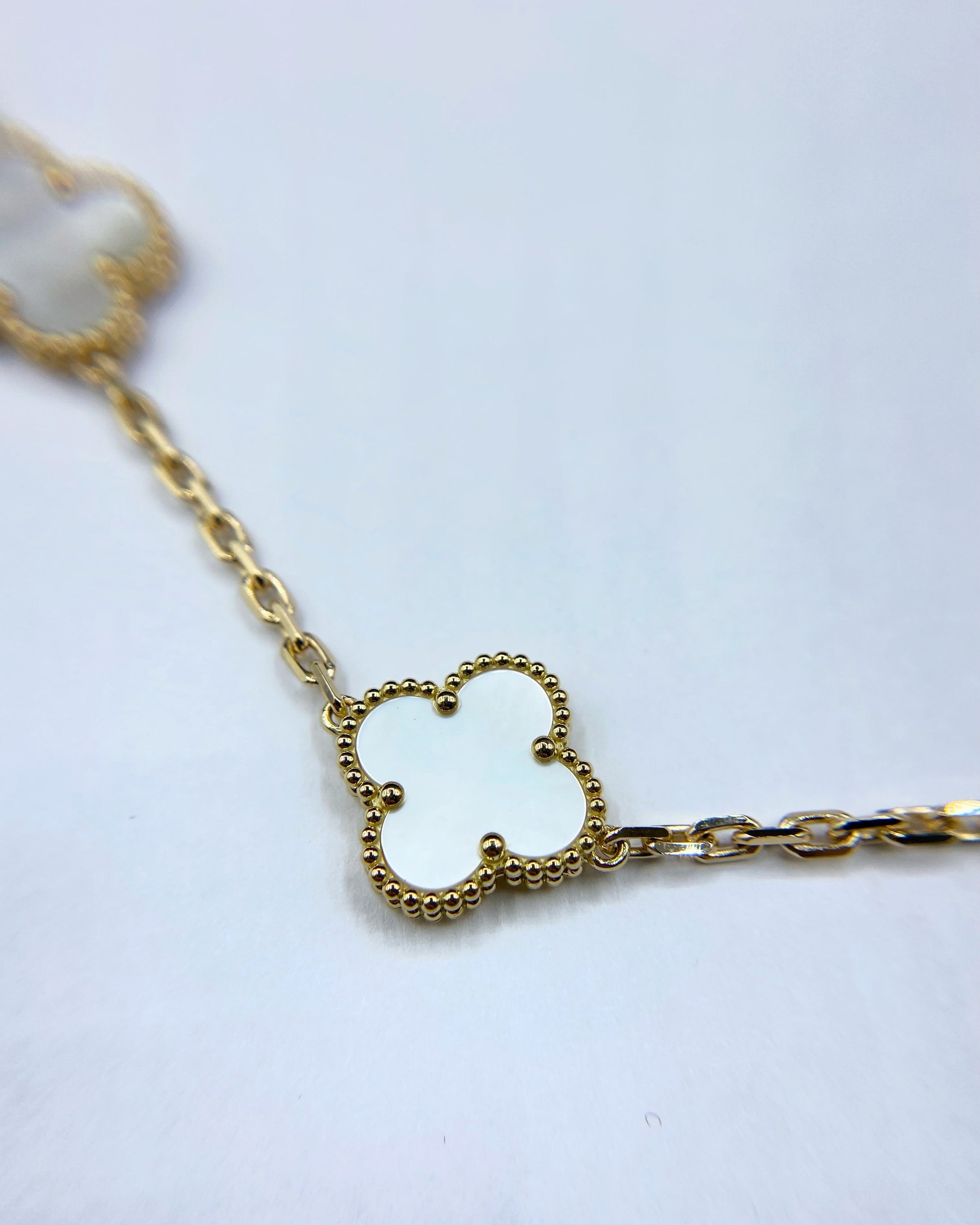 10 Stone Mother of Pearl Necklaces Set In 18K Yellow Gold