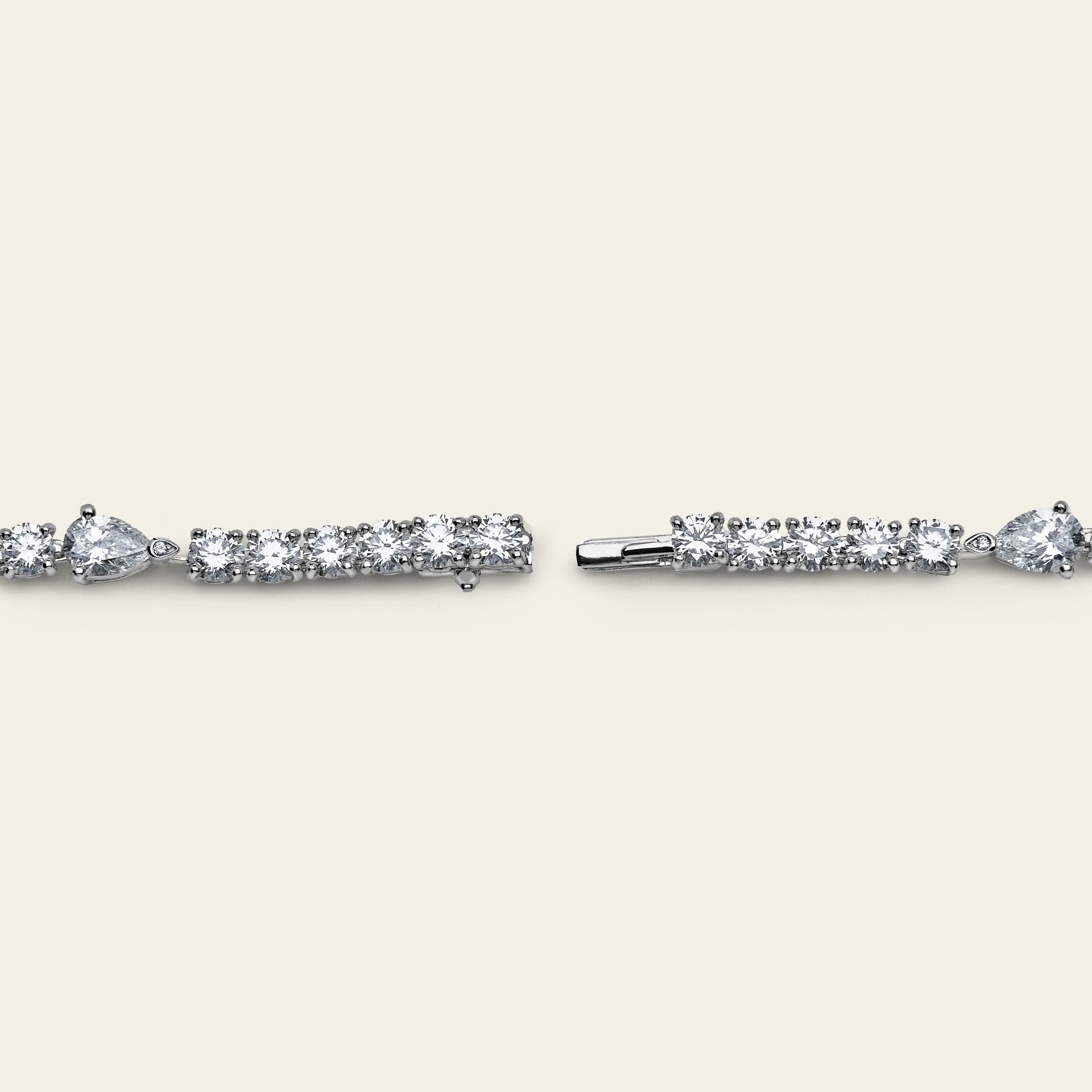 Graff Platinum and White Gold Diamond Knifebar Chandelier Necklace