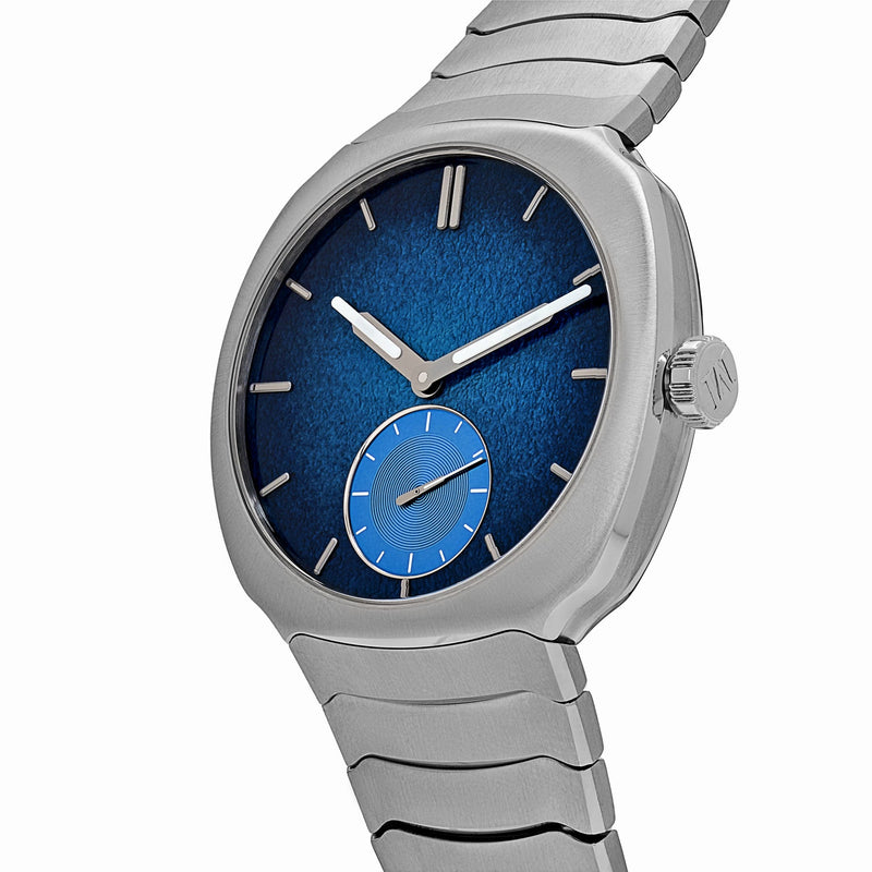 H. Moser & Cie 6500-1200 Streamliner Small Seconds Blue Enamel (2024)