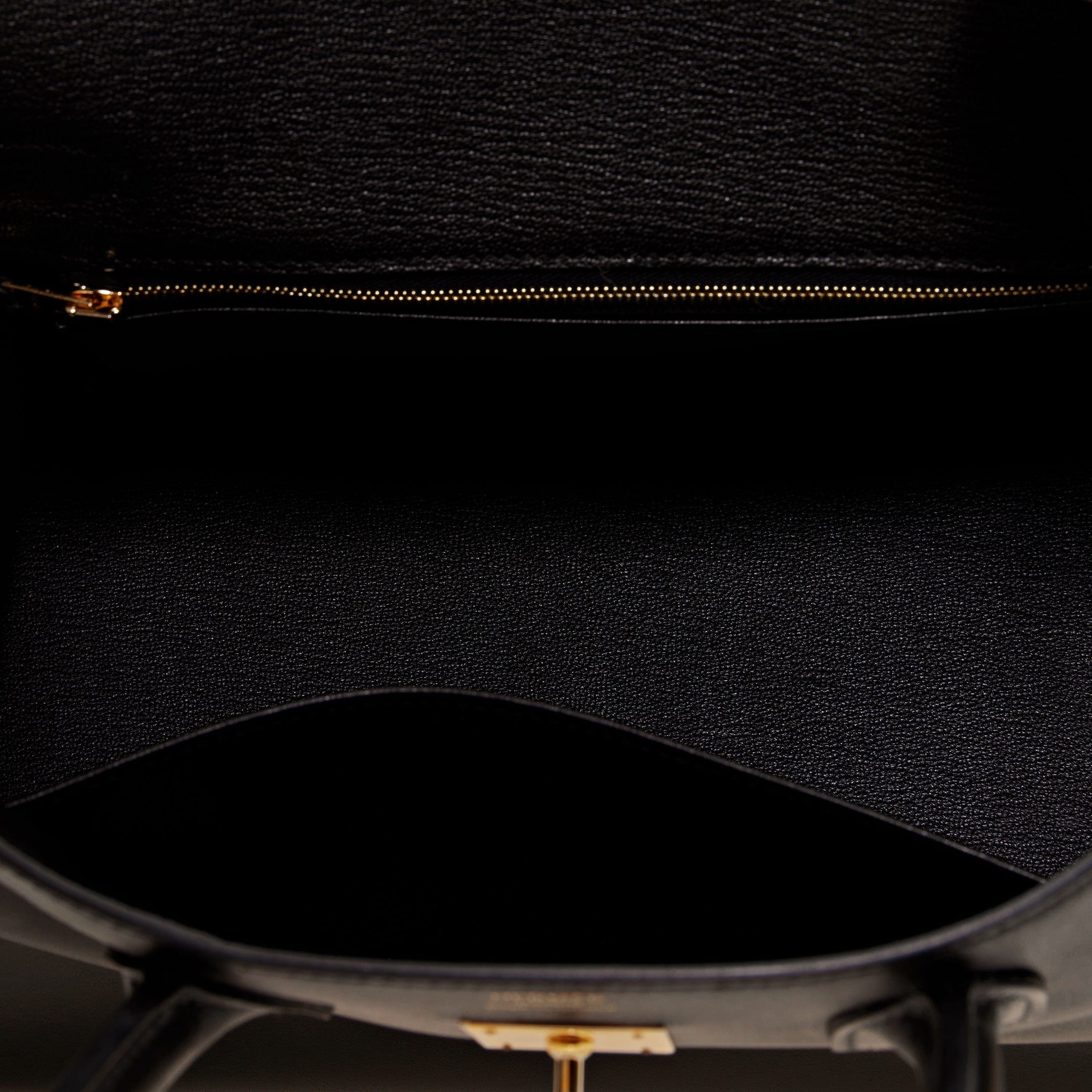 Hermès Birkin Noir 30 Box Leather Gold Hardware