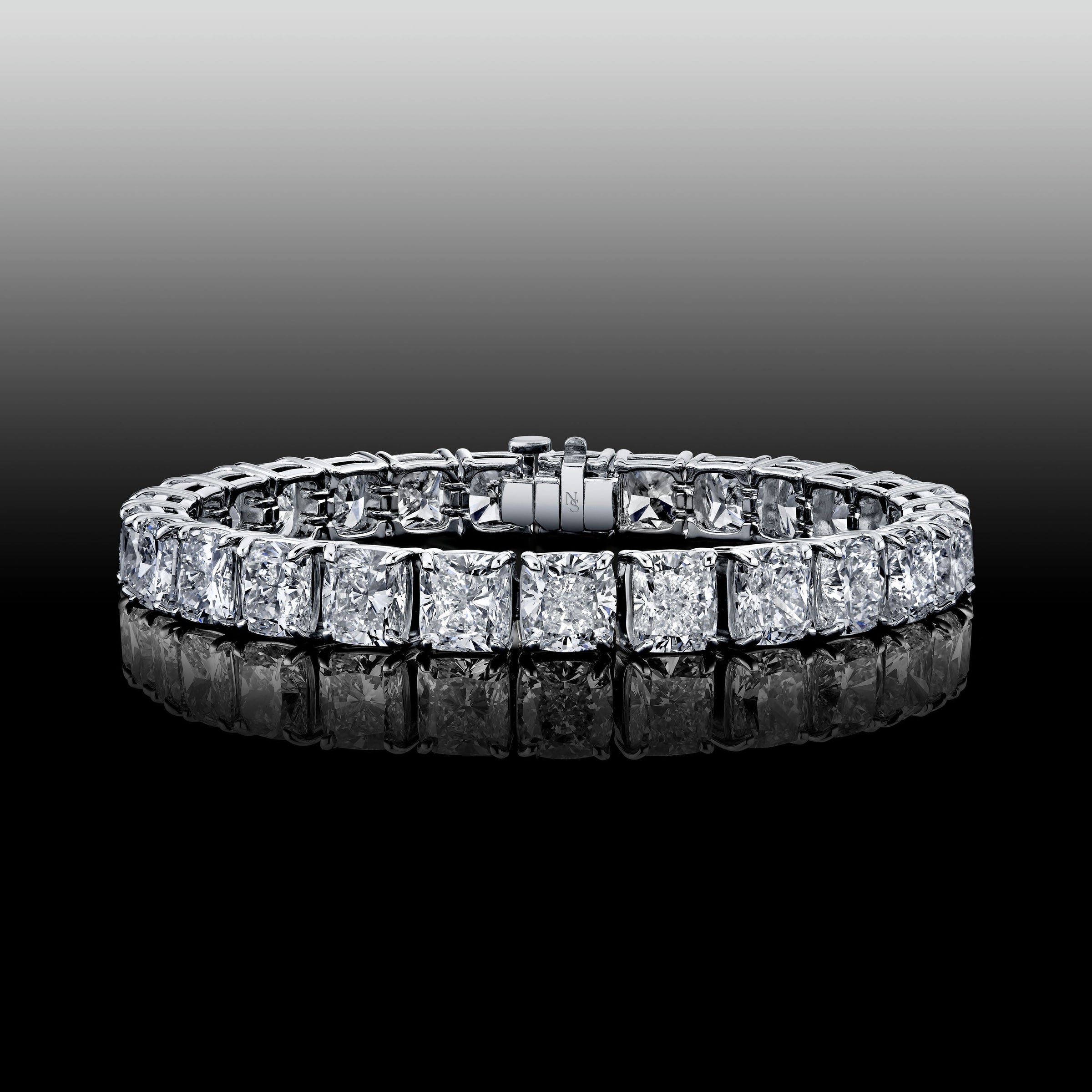 Cushion Straight Line Diamond Bracelet
