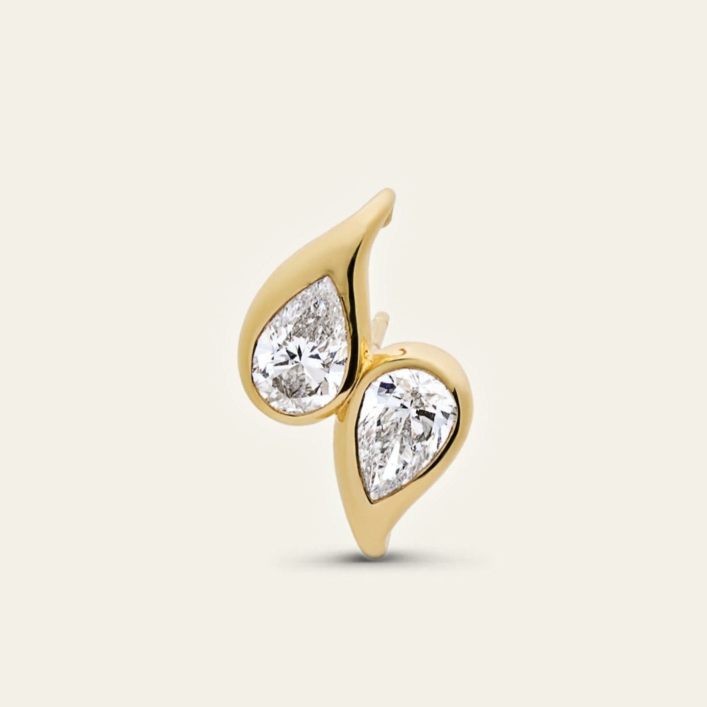 Mika Ear Cuff in Yellow Gold with Pear Diamonds