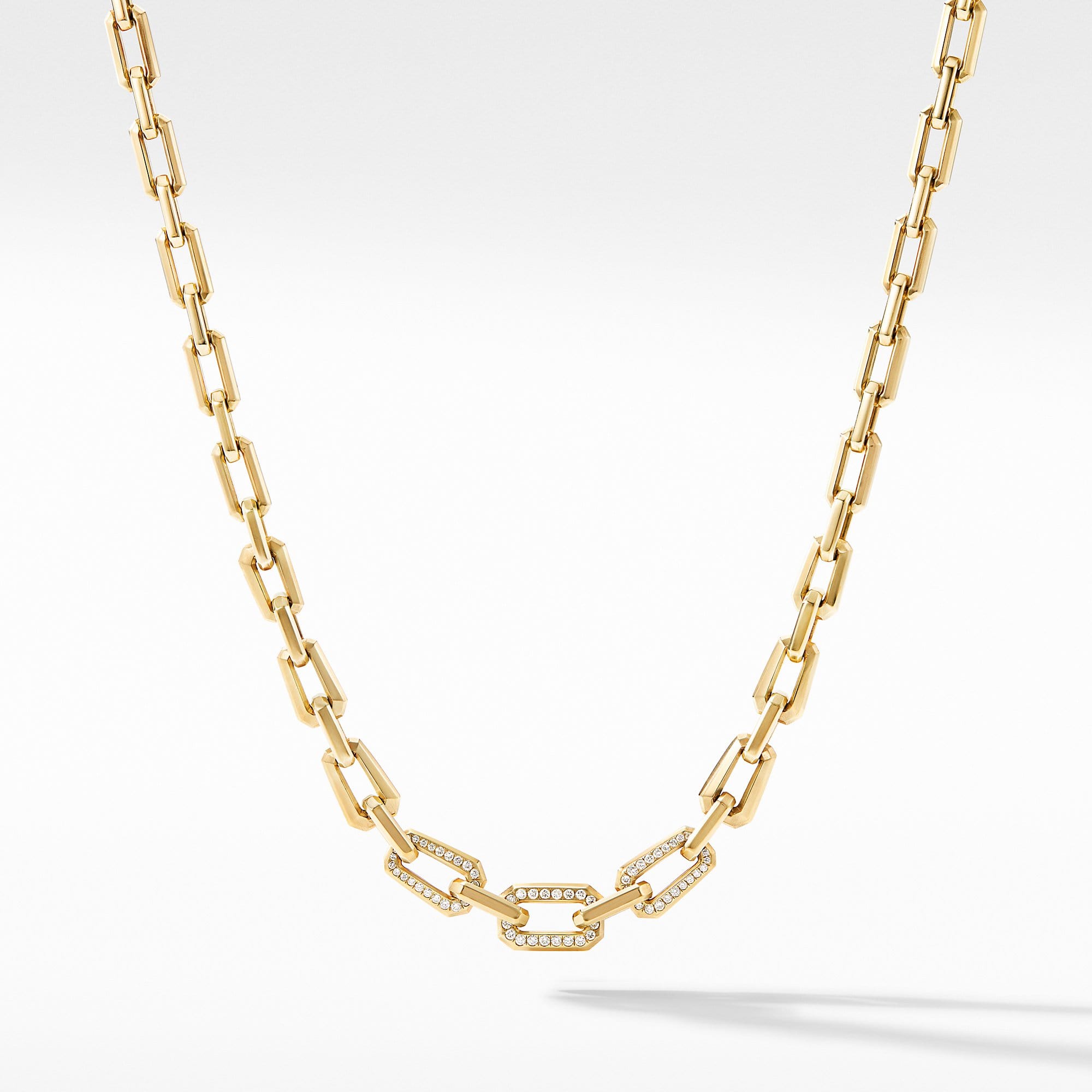 Novella Faceted Chain Necklace in 18K Yellow Gold with Pave Diamonds