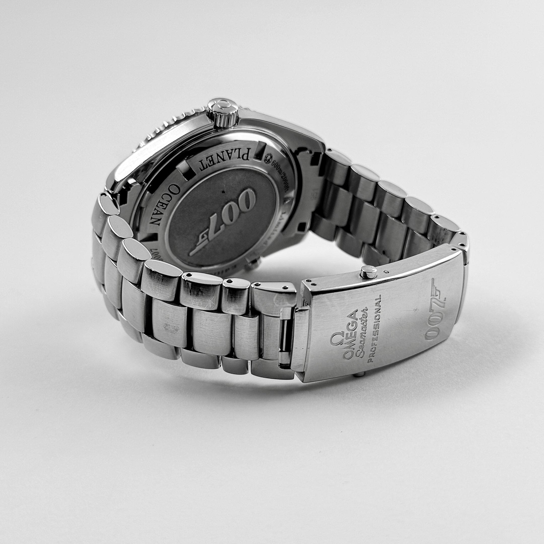 Omega Seamaster Planet Ocean 222.30.46.20.01.001  600m “Quantum of Solace” Black Dial Limited Edition (2008)