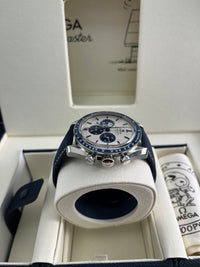 Omega Speedmaster 'Silver Snoopy Award' 310.32.42.50.02.001