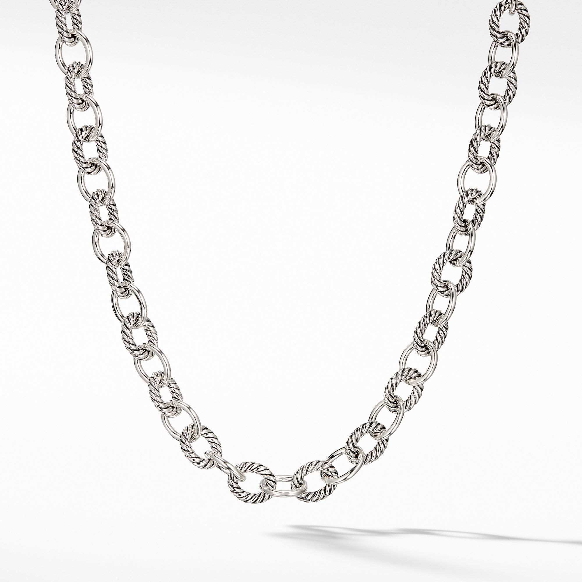 Oval Medium Link Necklace