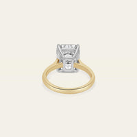 Radiant Cut Diamond Engagement Ring