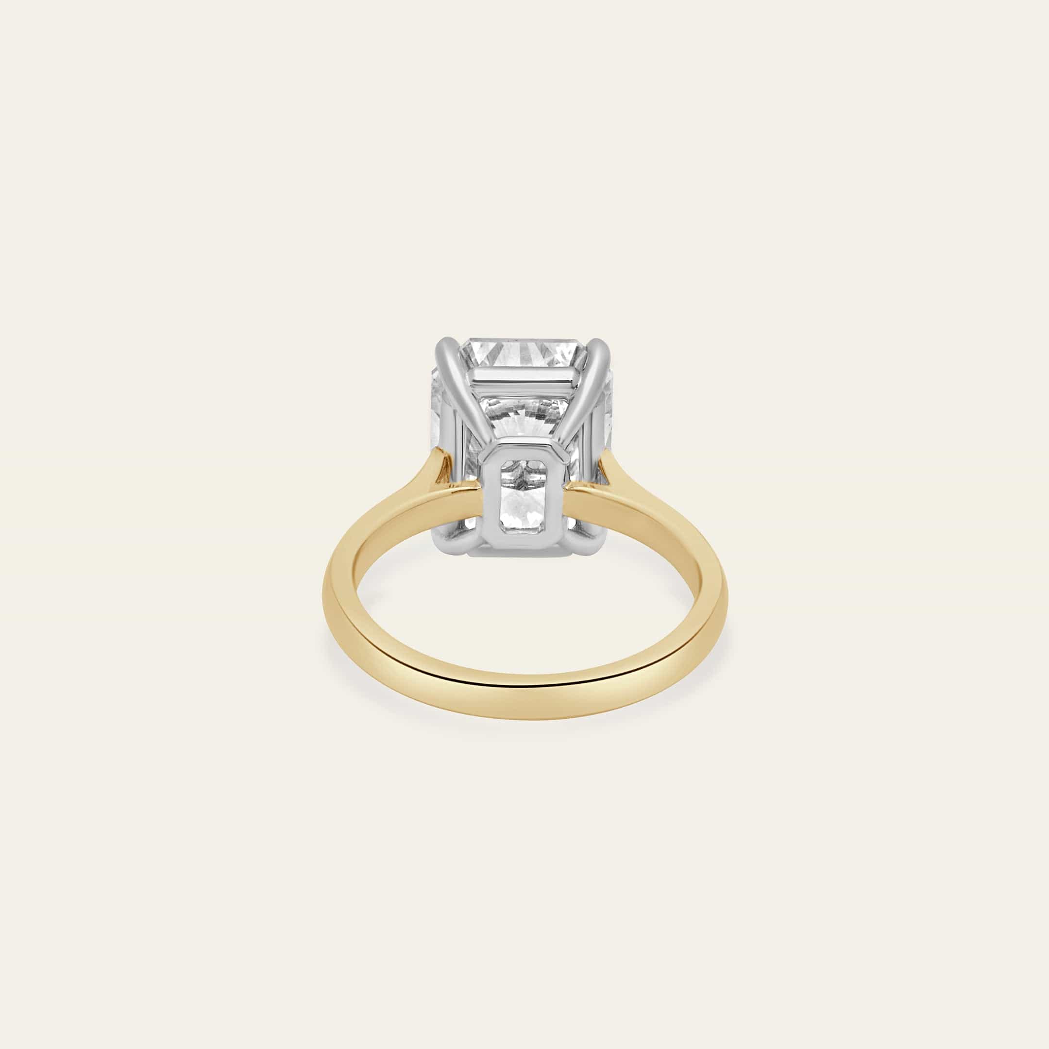 Radiant Cut Diamond Engagement Ring