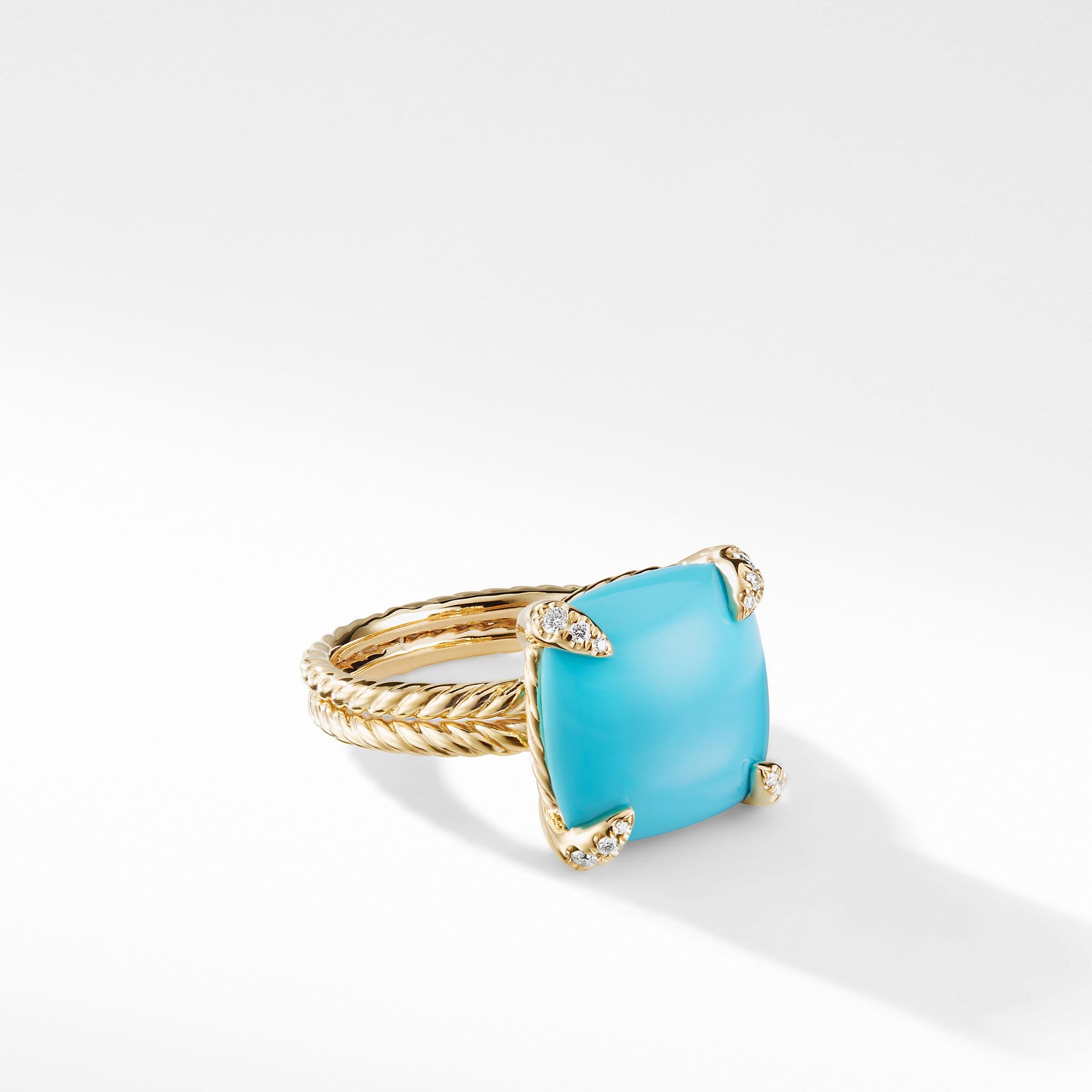 Ring with Turquoise and Diamonds in 18K Gold