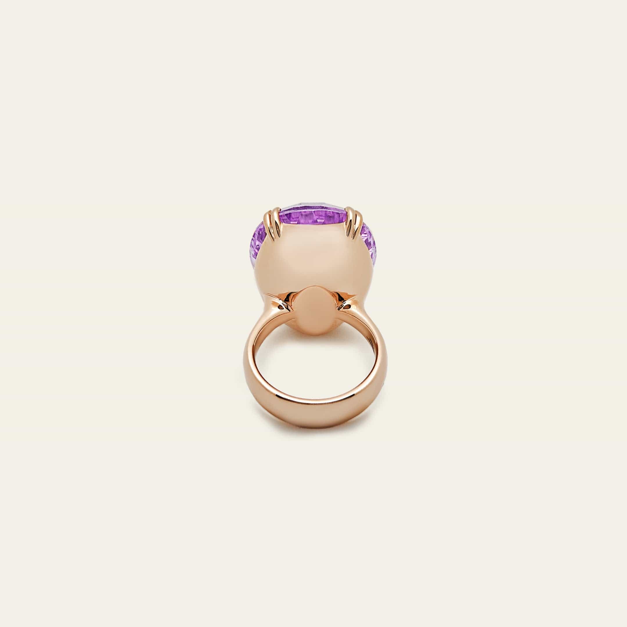 Solitaire Oval Kunzite Ring