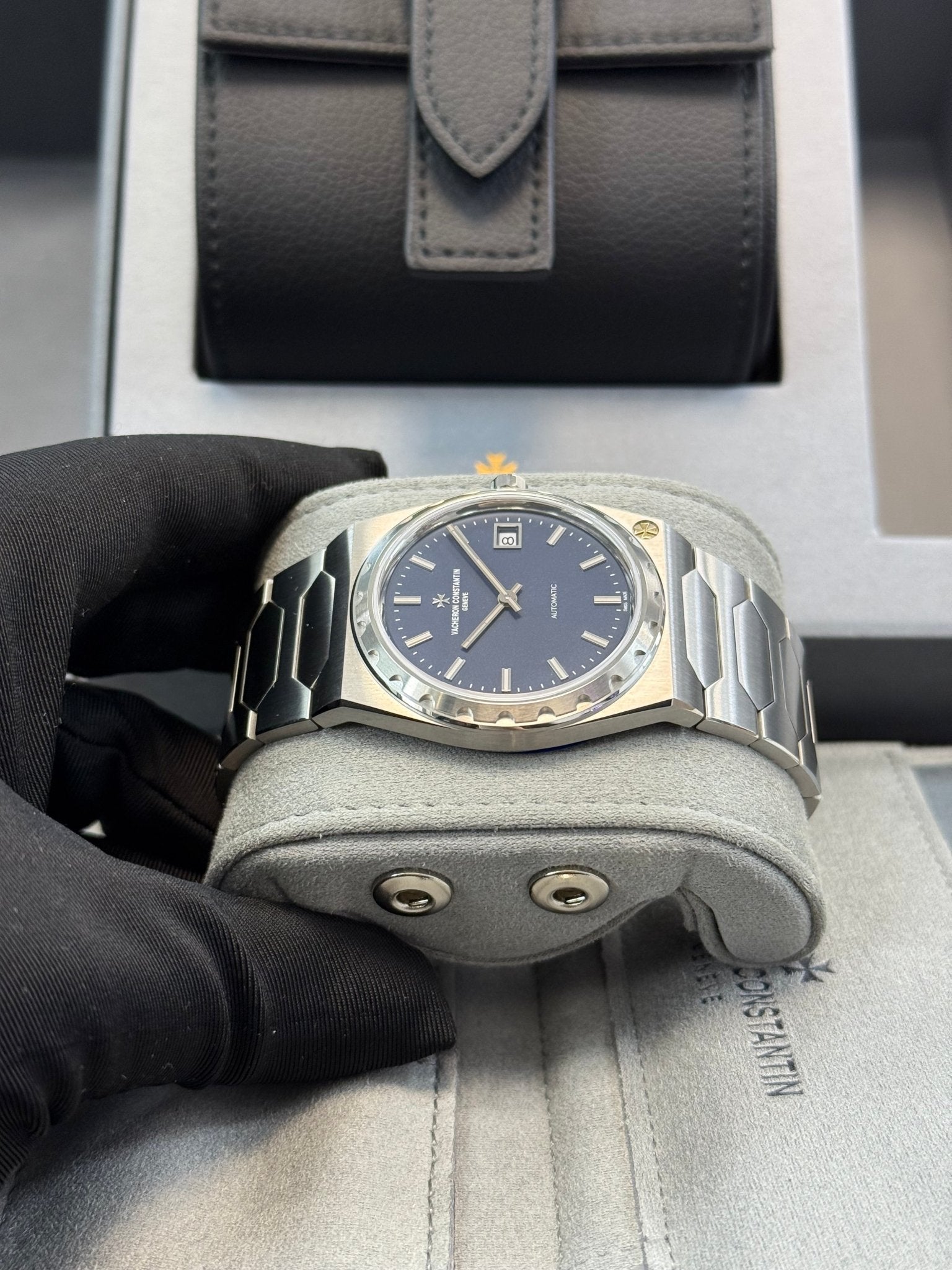 Vacheron Constantin Blue Dial Steel Historiques 222 Reference #  4200H/222A-B934