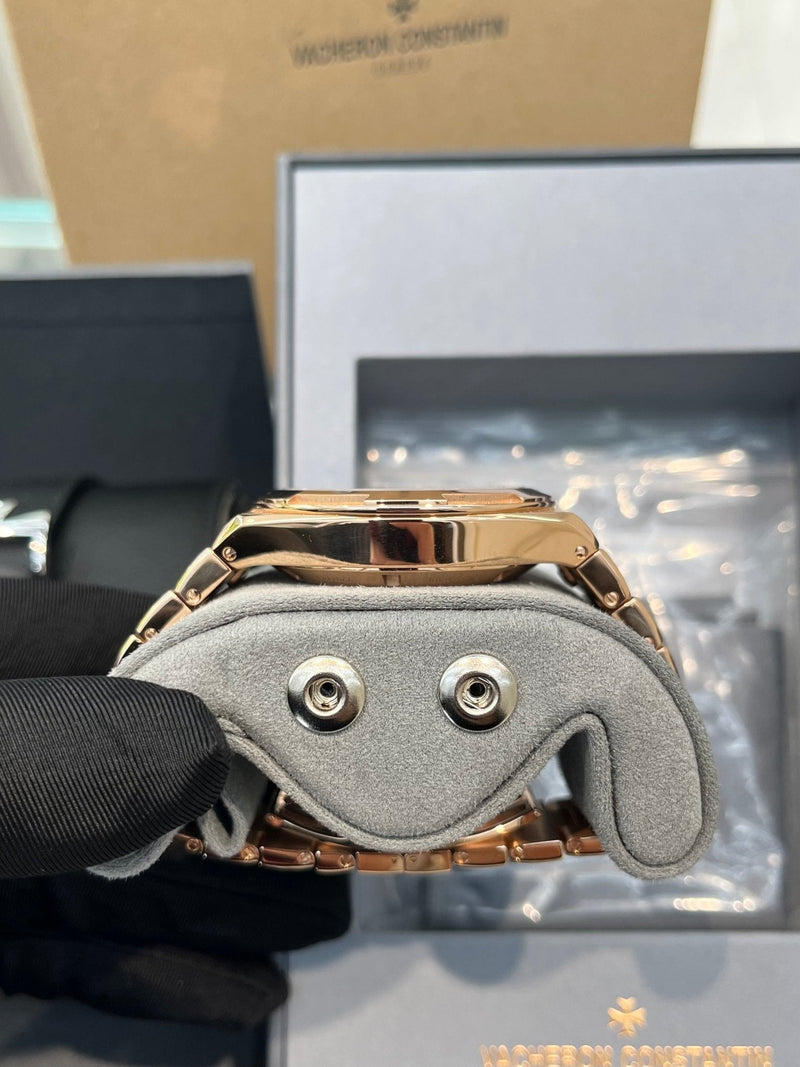 Vacheron Constantin Overseas Chronograph Rose Gold Green Dial 5520V/210R-B966