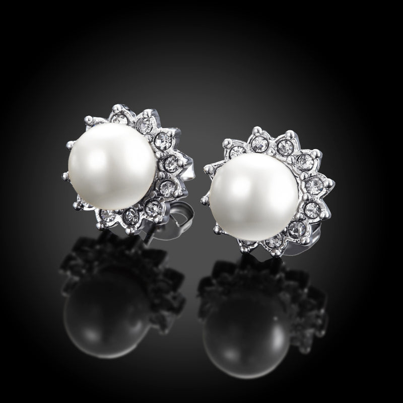 Swarovski Crystal Pearl Stud Earring in 18K White Gold Plated