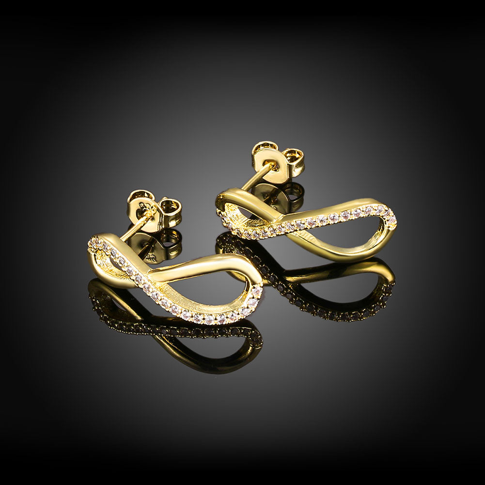 Infinity Pave Stud Earring in 18K Gold Plated