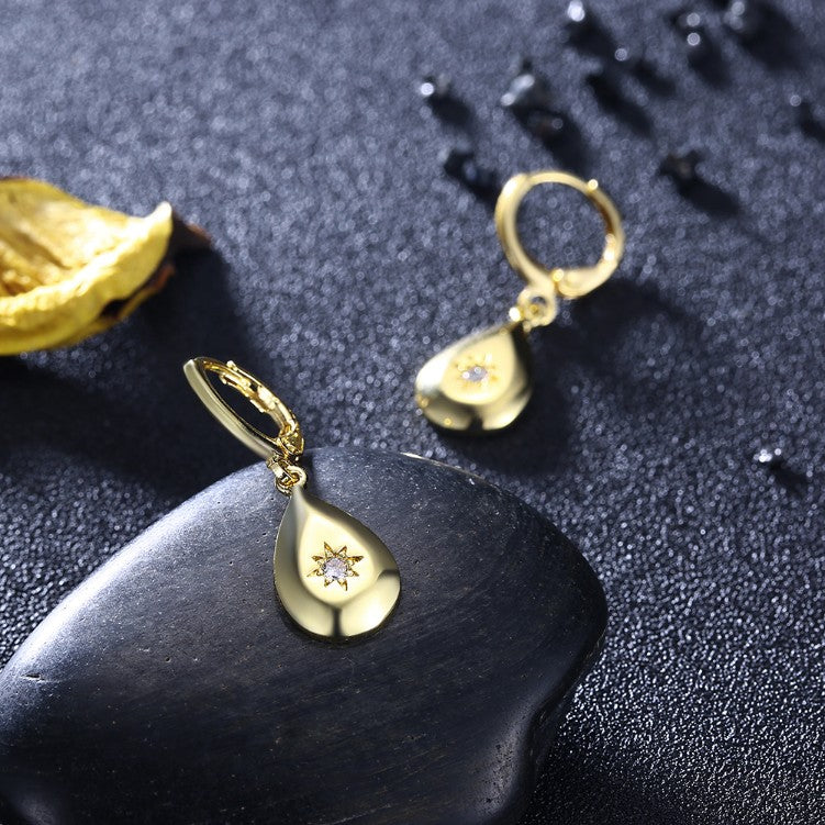 Drop Earring in 18K Gold Plated