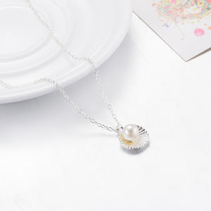 Seashell Pearl Necklace in 18K White Gold Plated