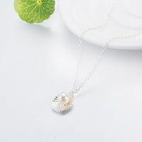 Seashell Pearl Necklace in 18K White Gold Plated