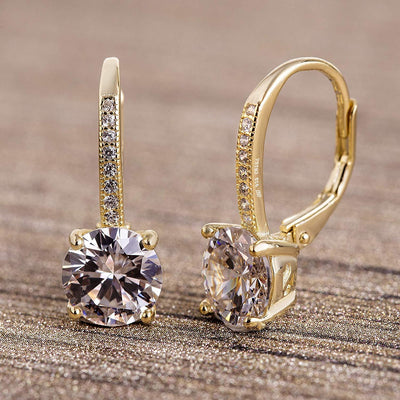 Classic 4 Prong Leverback Earring