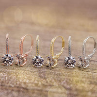 Classic 4 Prong Leverback Earring
