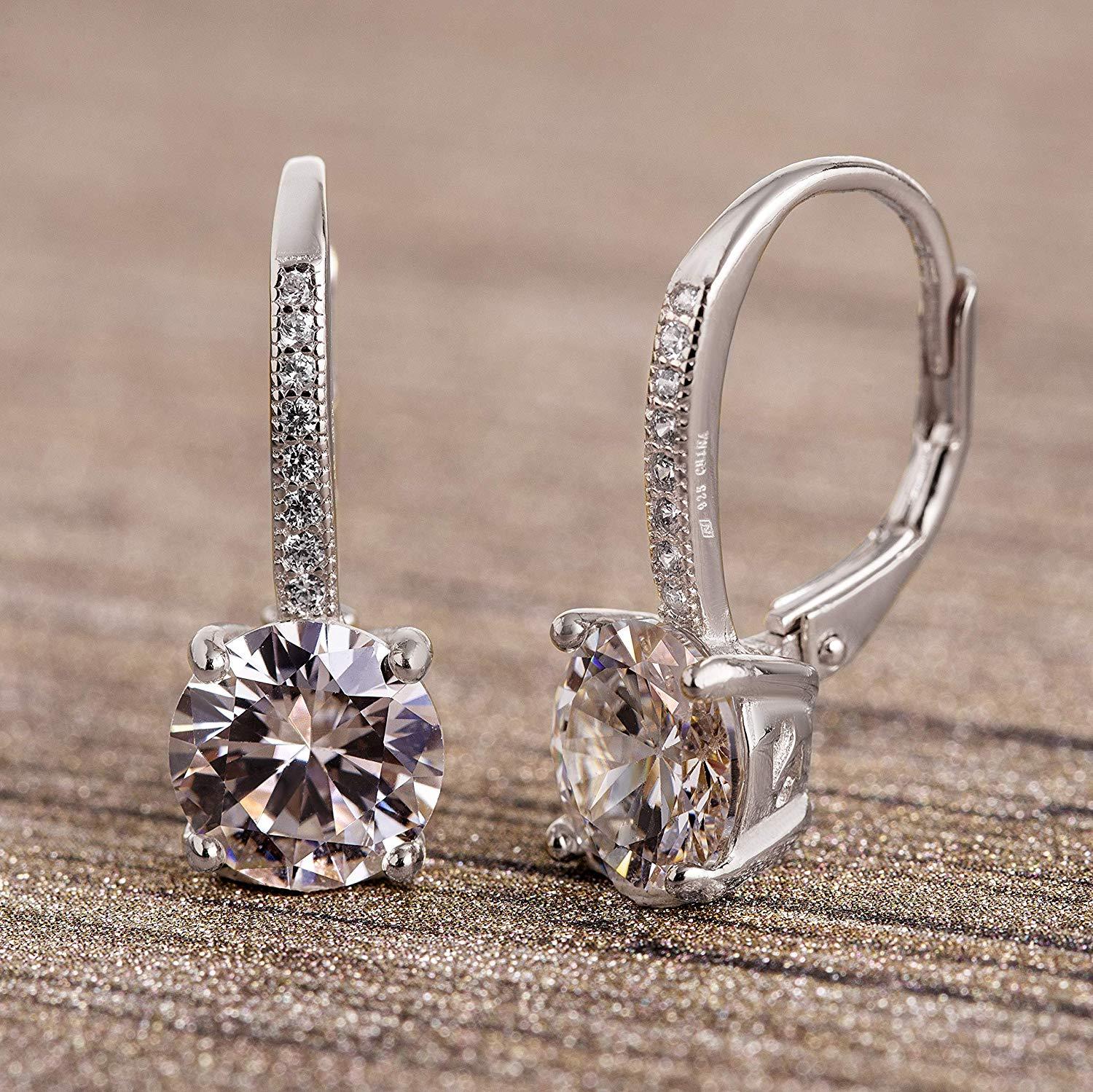 Classic 4 Prong Leverback Earring