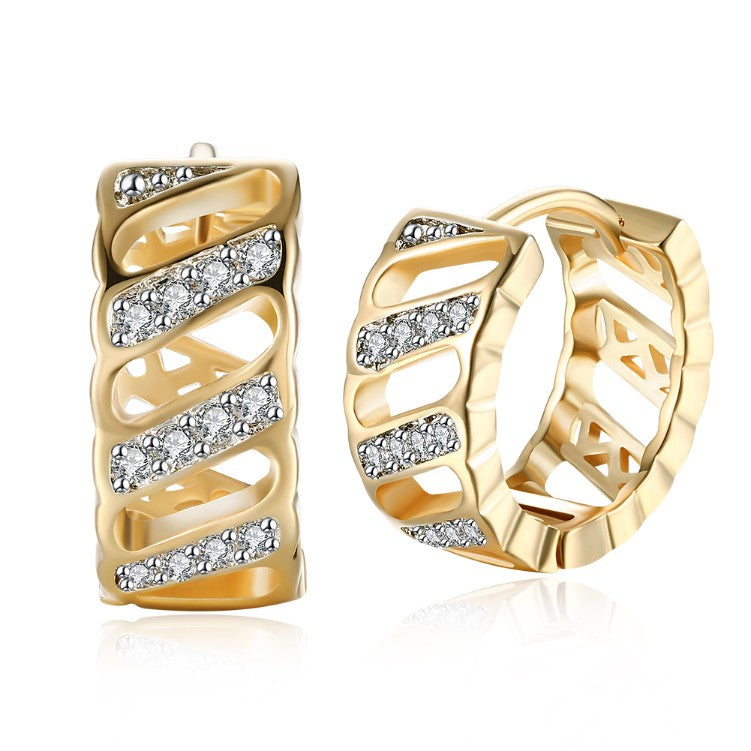 Austrian Crystal Curved Hollow Huggies Set in 18K Gold - Golden NYC Jewelry