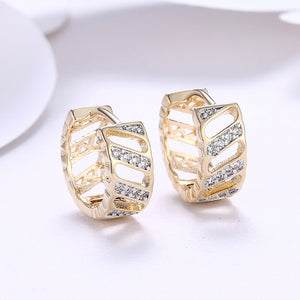 Austrian Crystal Curved Hollow Huggies Set in 18K Gold - Golden NYC Jewelry