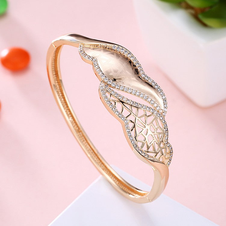 Swarovski Crystal 18K Gold Plated Ariana Bangle - Golden NYC Jewelry