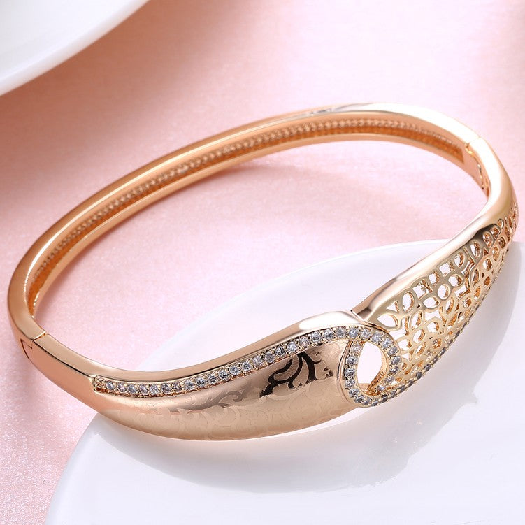 Swarovski Crystal 18K Gold Plated Filigree Twist Bangle - Golden NYC Jewelry