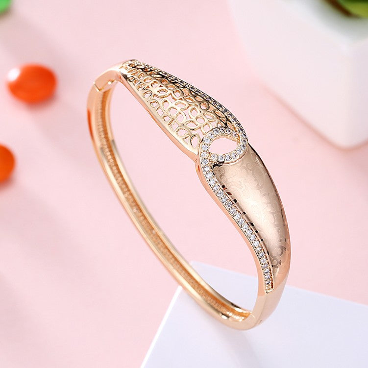 Swarovski Crystal 18K Gold Plated Filigree Twist Bangle - Golden NYC Jewelry