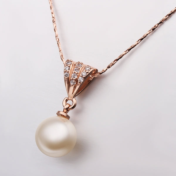 Freshwater Pearl Necklace in 18K White Gold Plated