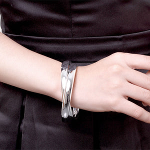 Rolling Bands Bangle in 18K White Gold Plated