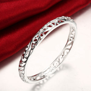 Filigree Heart Bangle in 18K White Gold Plated