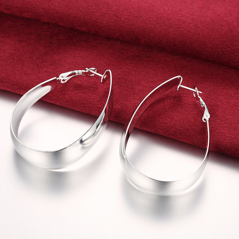 Large Cut Hoop Earring in 18K White Gold Plated
