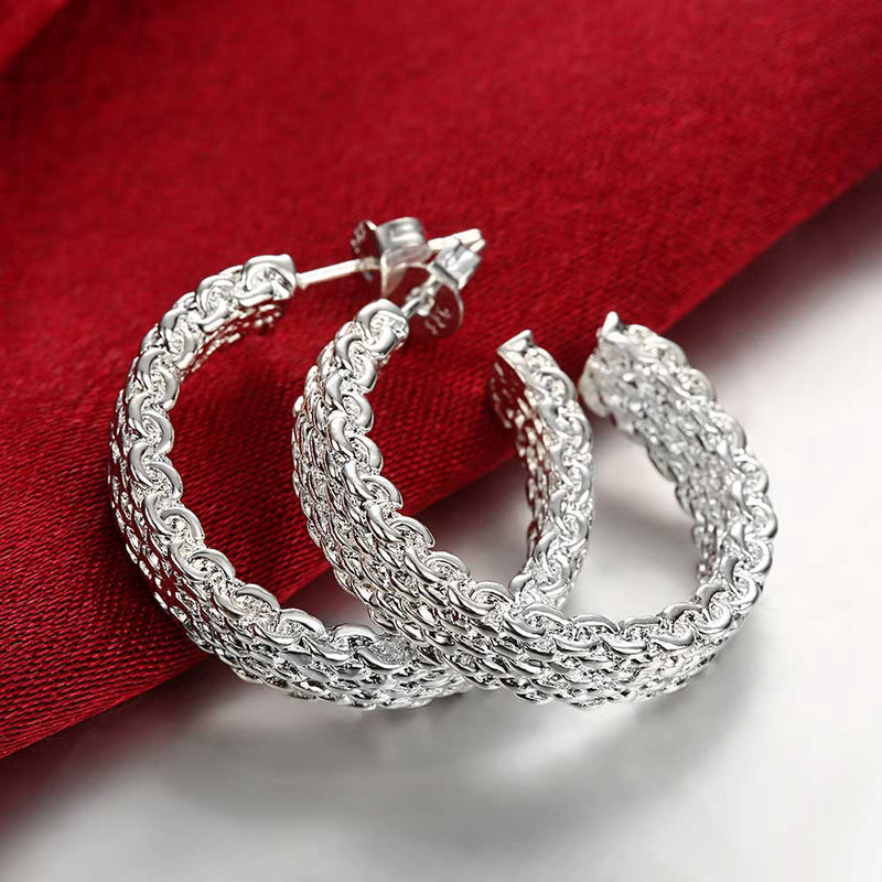 Mesh Stud Earring in 18K White Gold Plated