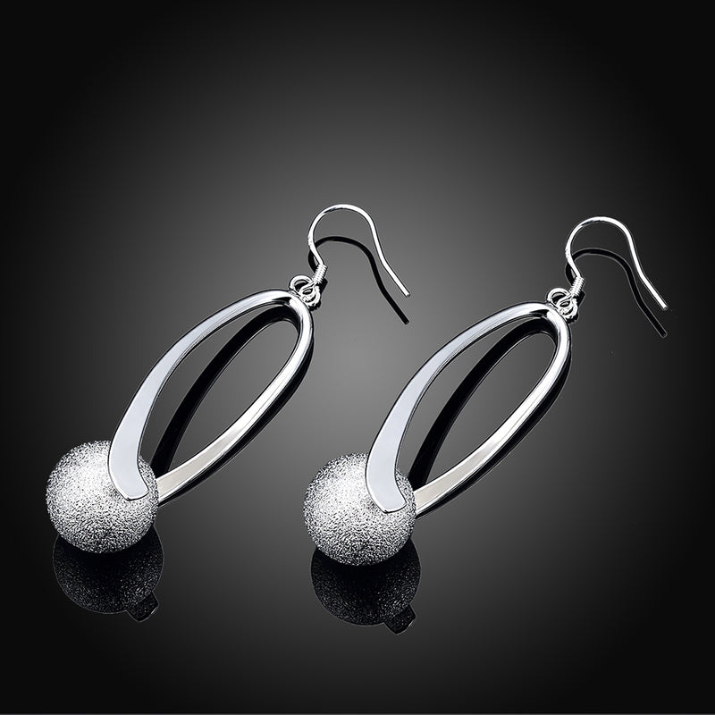 Pearl Drop Drop Earring in 18K White Gold Plated