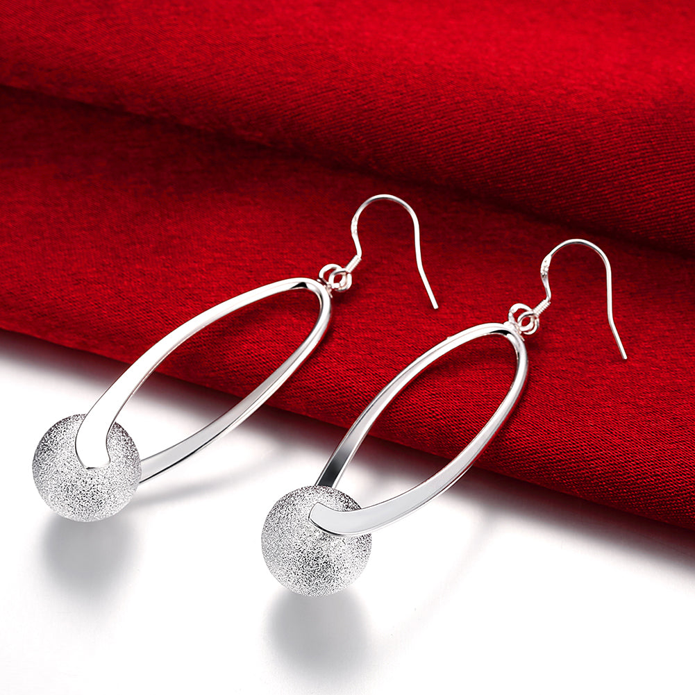 Pearl Drop Drop Earring in 18K White Gold Plated