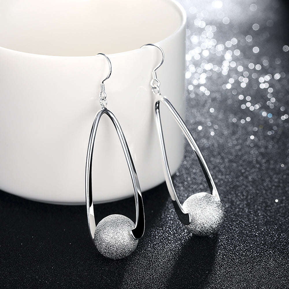 Pearl Drop Drop Earring in 18K White Gold Plated