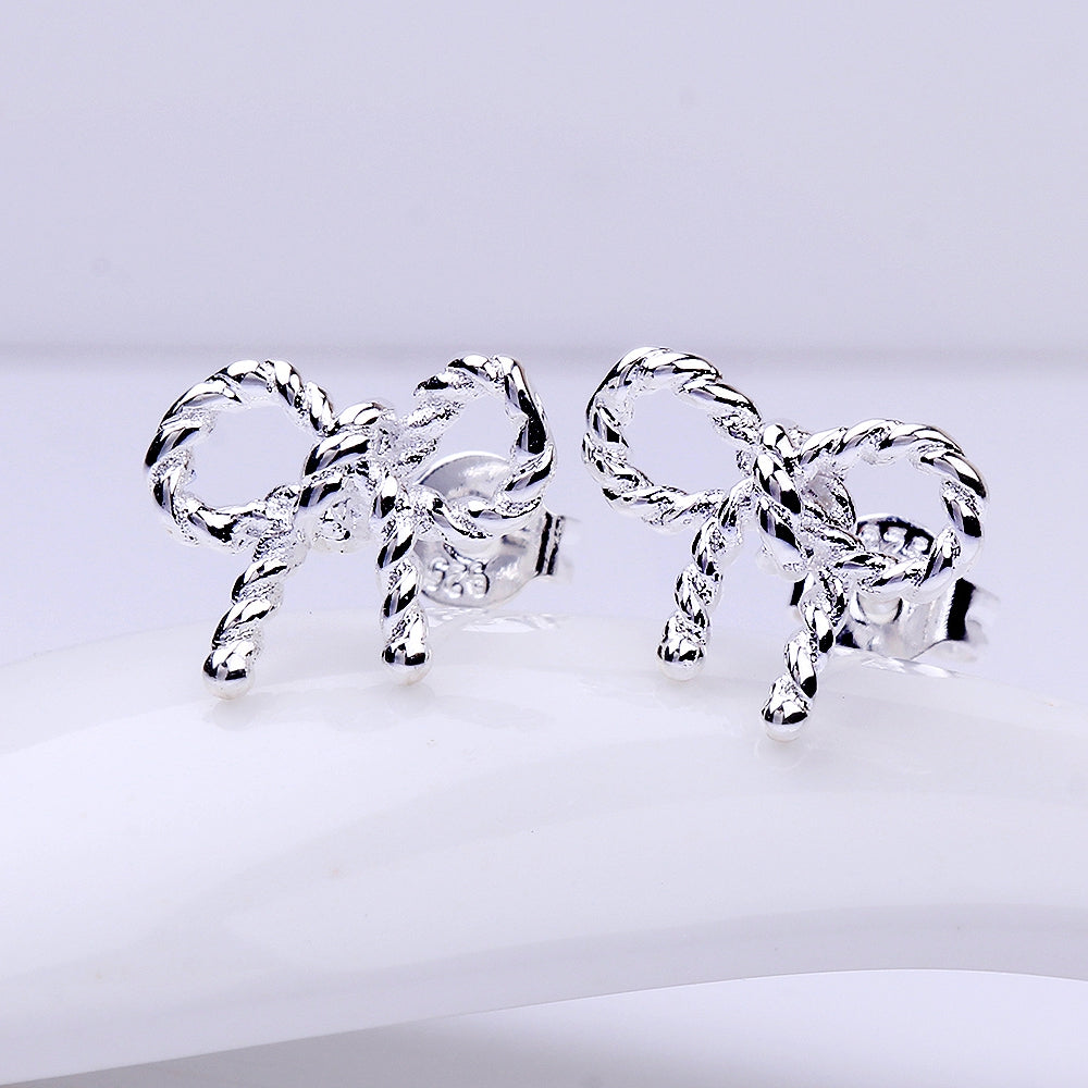 Twist Stud Earring in 18K White Gold Plated