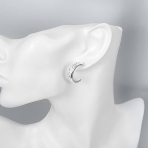 Filigree Stud Earring in 18K White Gold Plated