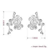 Vine Stud Earring in 18K White Gold Plated