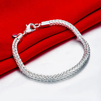 Round Byzantine Chain Bracelet in 18K White Gold Plated