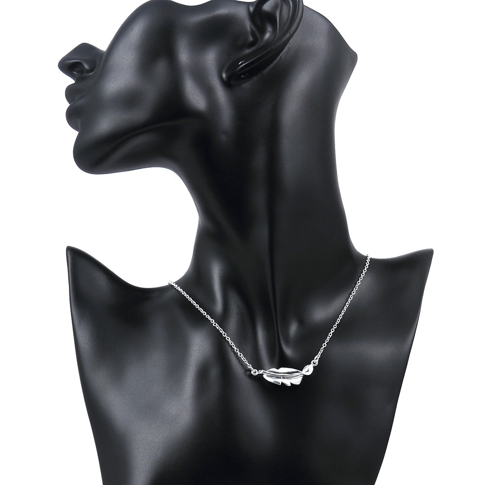 Leaf Necklace in 18K White Gold Plated