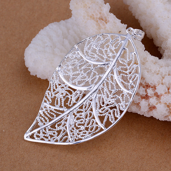Filigree Leaf Necklace in 18K White Gold Plated
