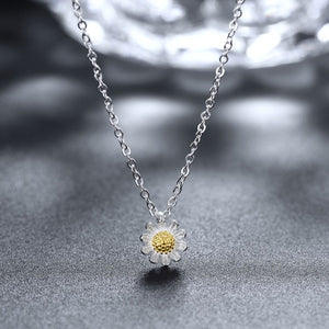 Sterling Silver Daisy Flower Necklace - Golden NYC Jewelry www.goldennycjewelry.com fashion jewelry for women